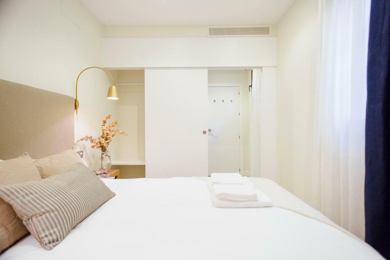 One&lux Byron Apartment *