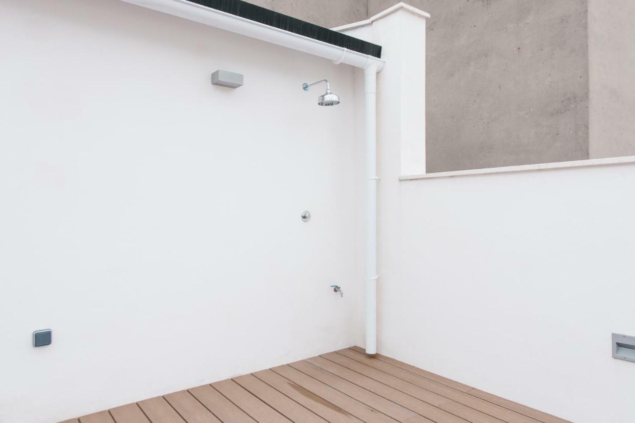 Apartamento T2, Tirso De Molina, Luminoso Y Tranquilo