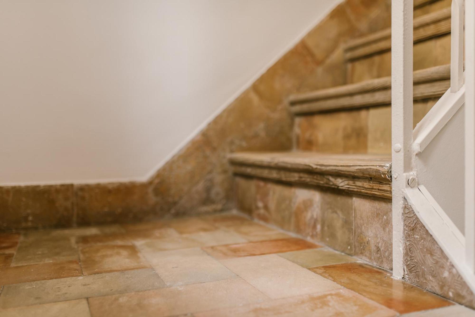 Apartamento T2, Tirso De Molina, Luminoso Y Tranquilo Sevilla