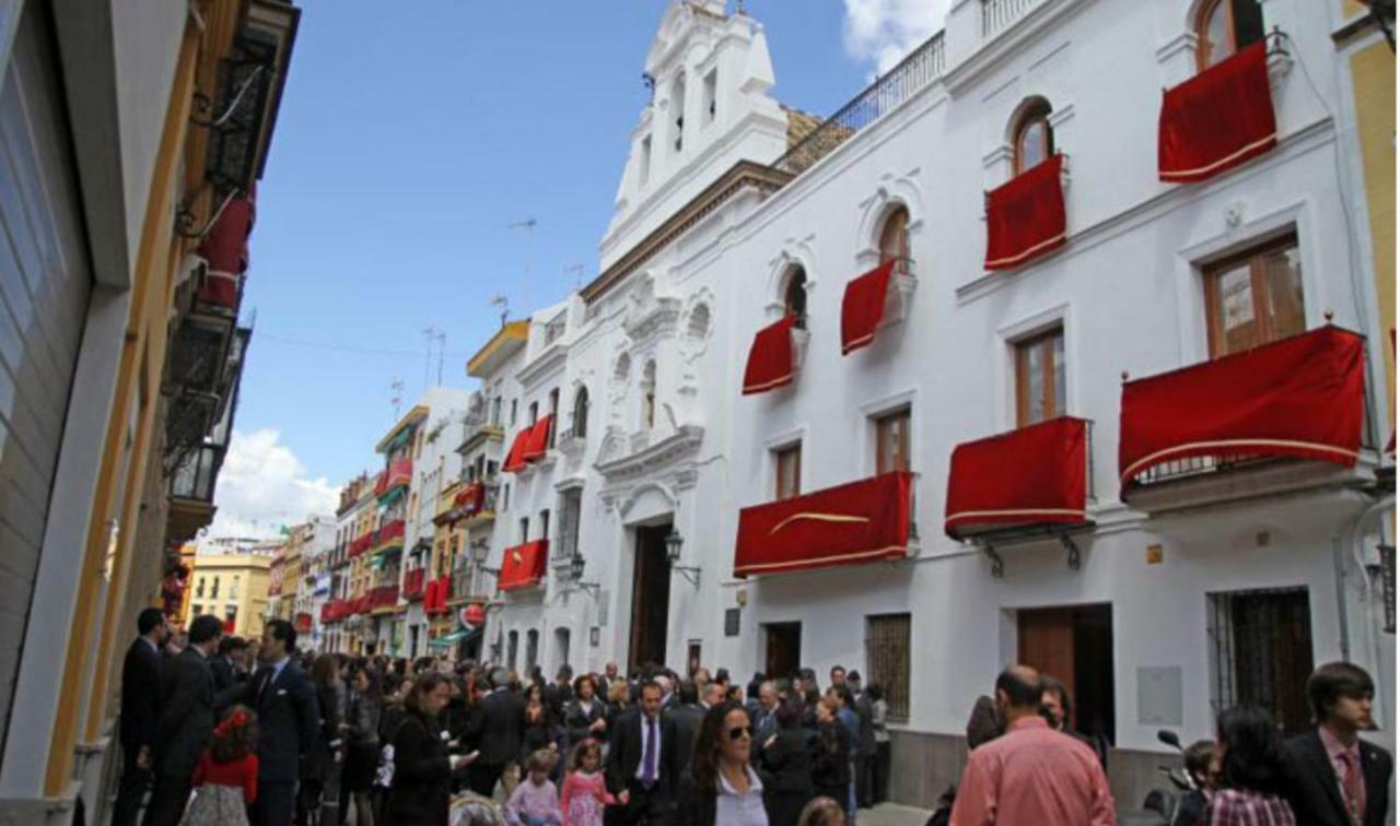 Triana Apartment *