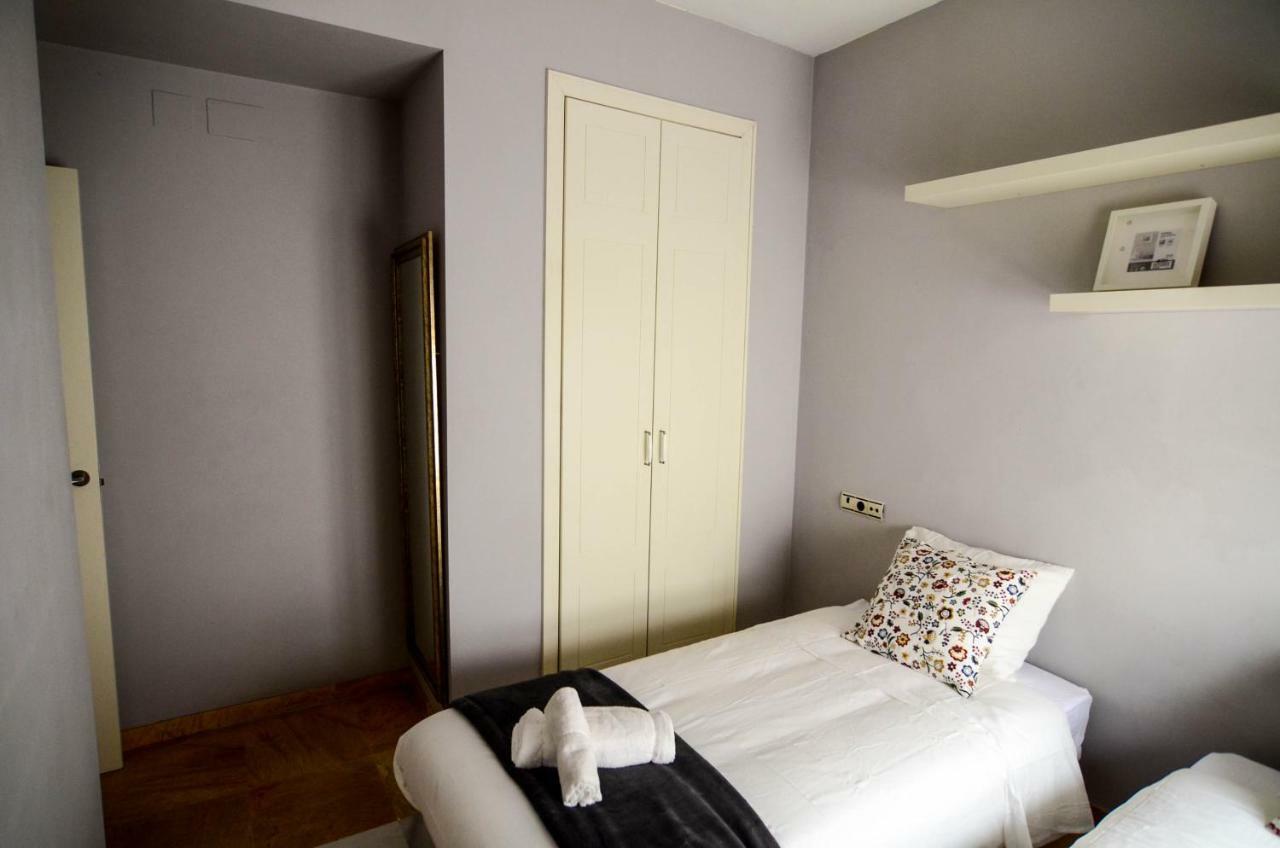 Apartamento Marqués De San Lorenzo -2 Dormitorios&free Parking Sevilla