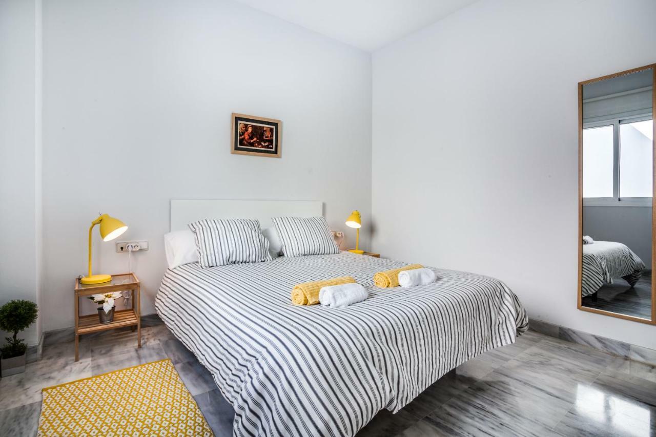 Apartamento Encantador ático Y Terraza Vft/se/02858 Sevilla