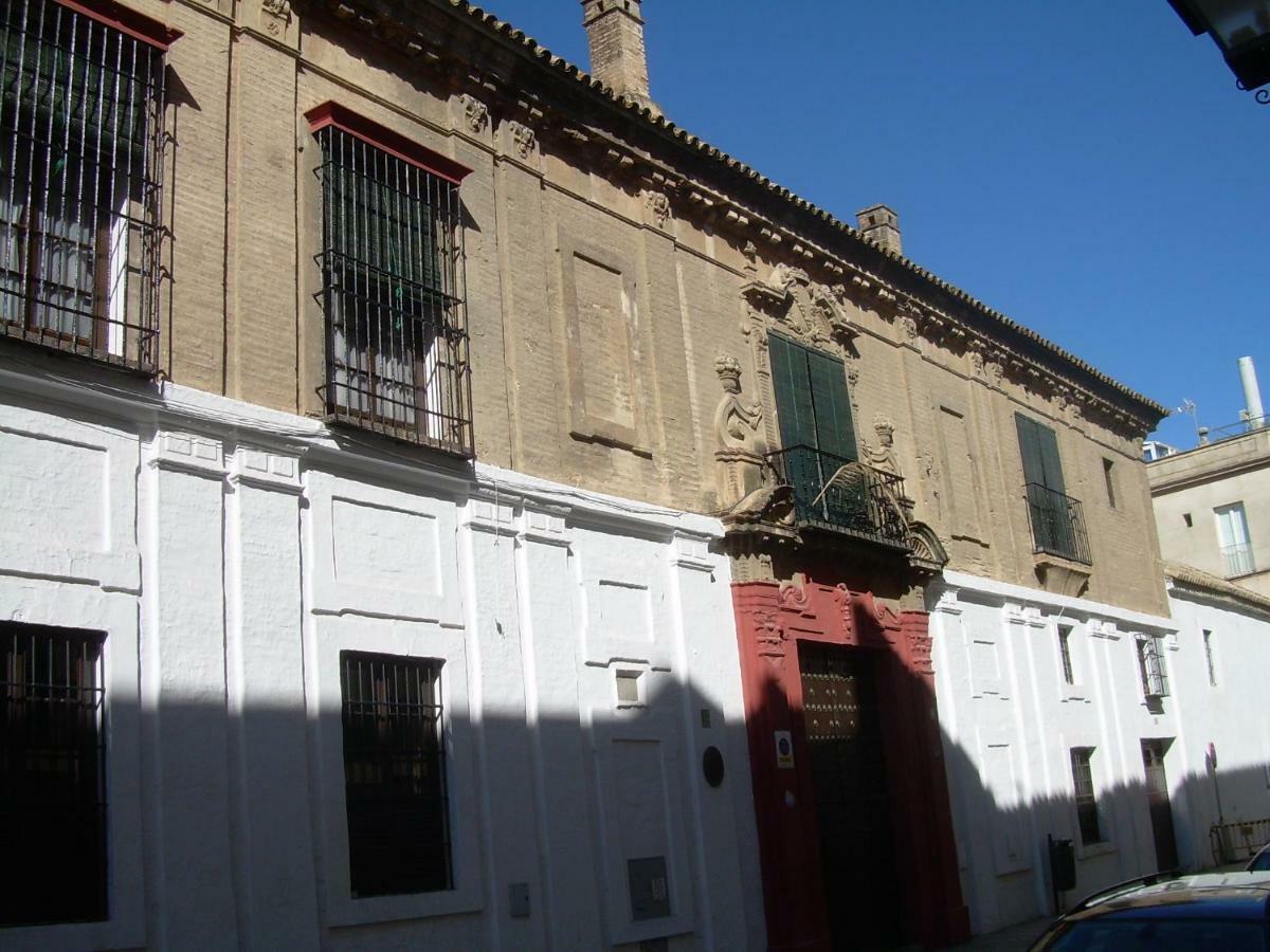Medina And Parking Historical Center *