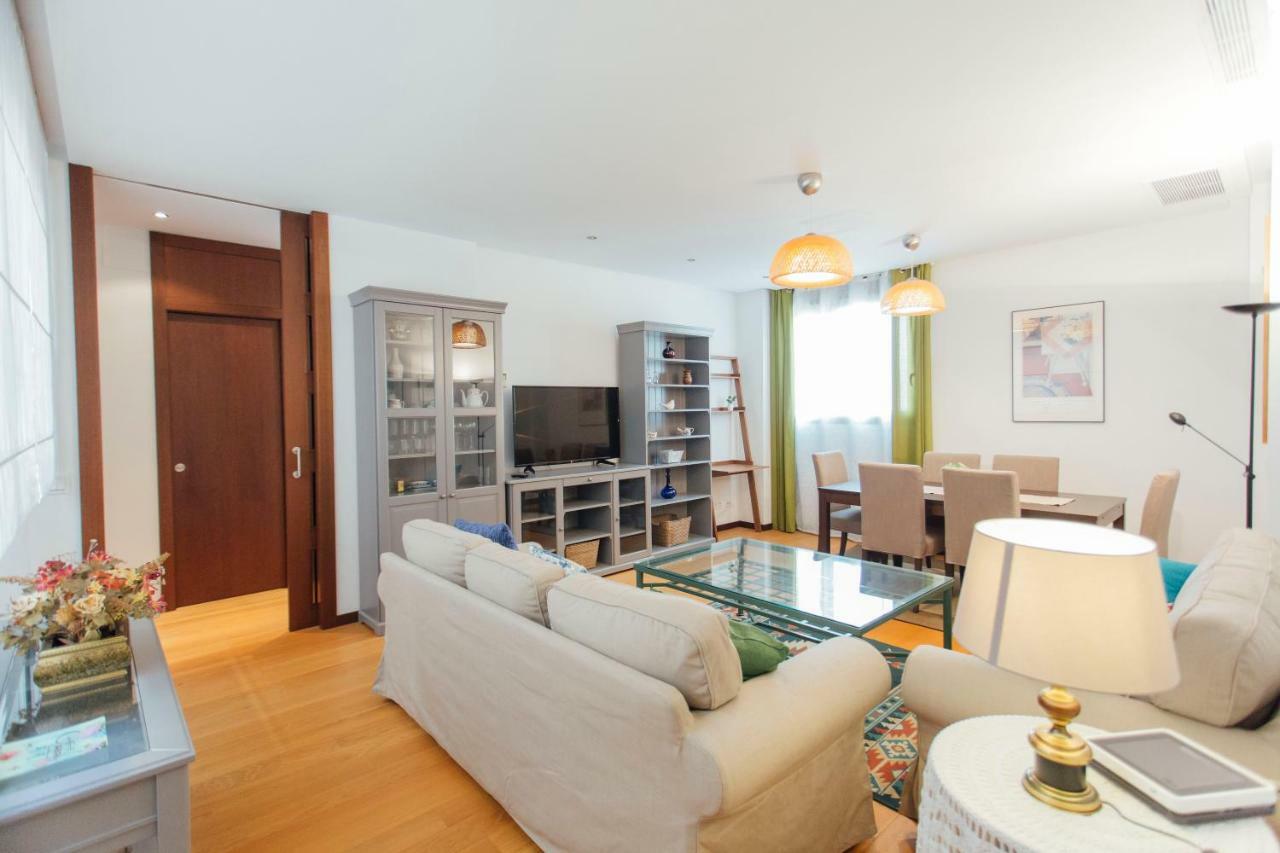 Apartamento En Triana Nuestro Padre Jesus Nazareno 2 *