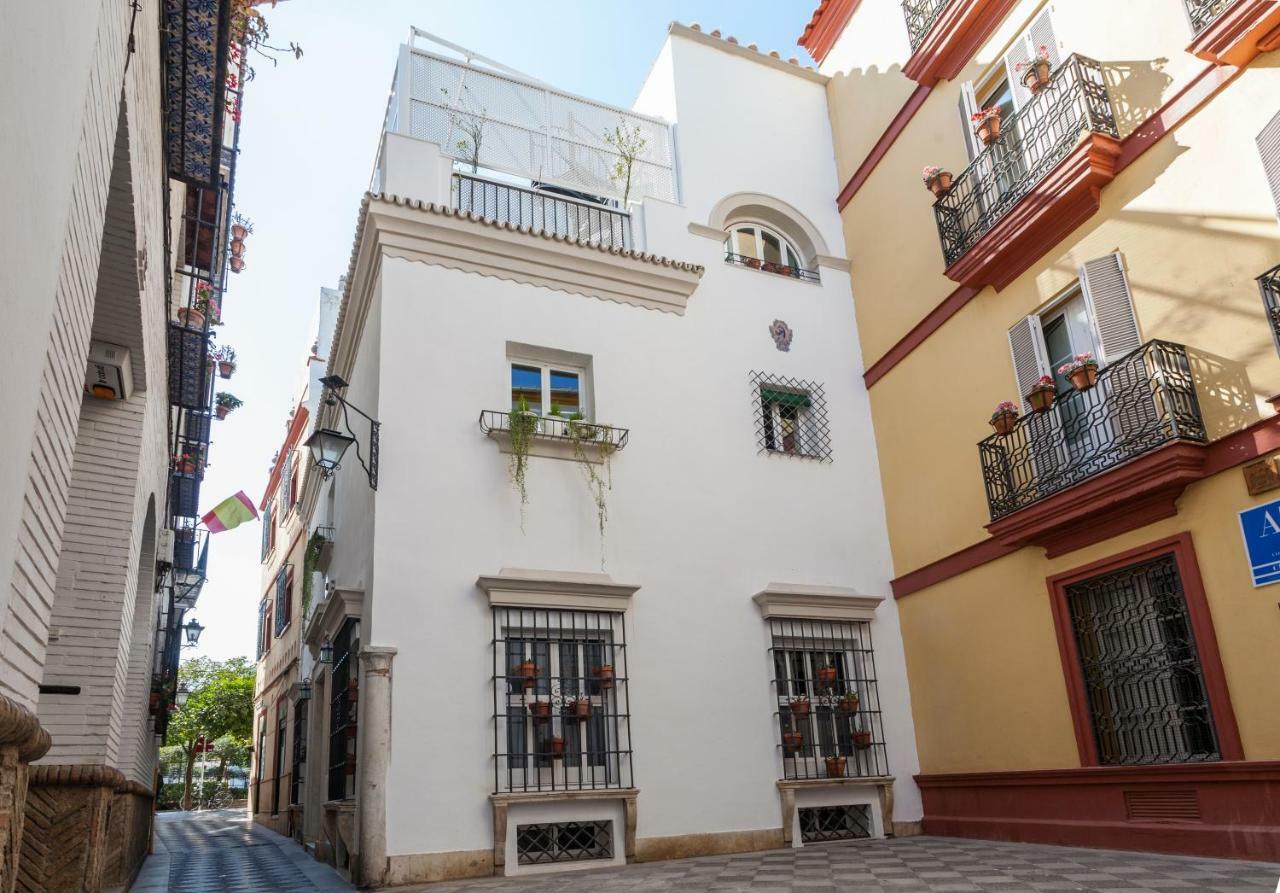 La Plazuela De Santa Cruz