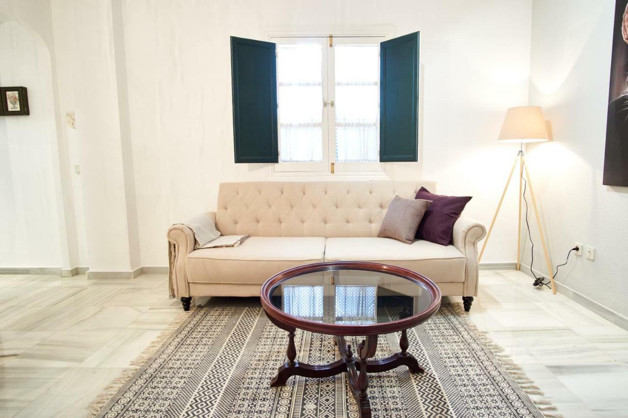 Apartamento Monsalves Courtyard By Valcambre