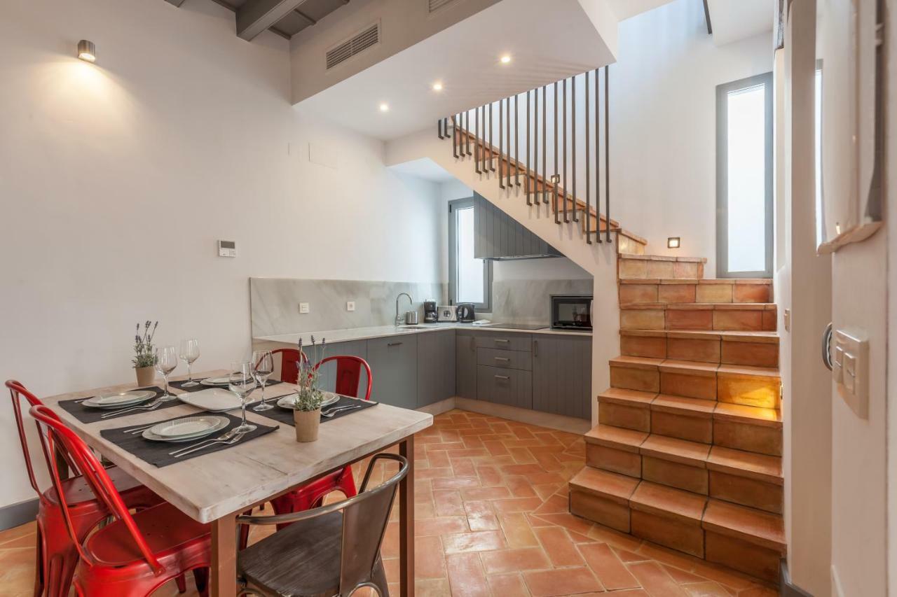 Casas De - Tintes12 Seville