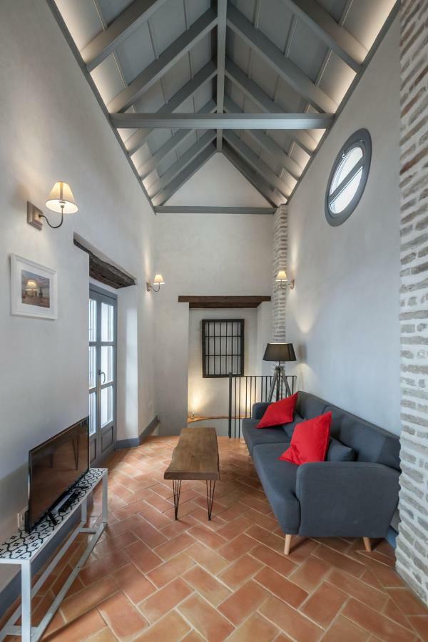 Casas De - Tintes12 * Seville