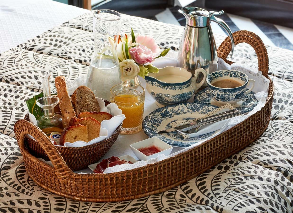 Triana House Bed & Breakfast *