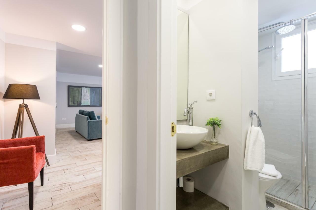 Rg Florida Muralla Alcázar Apartamento *