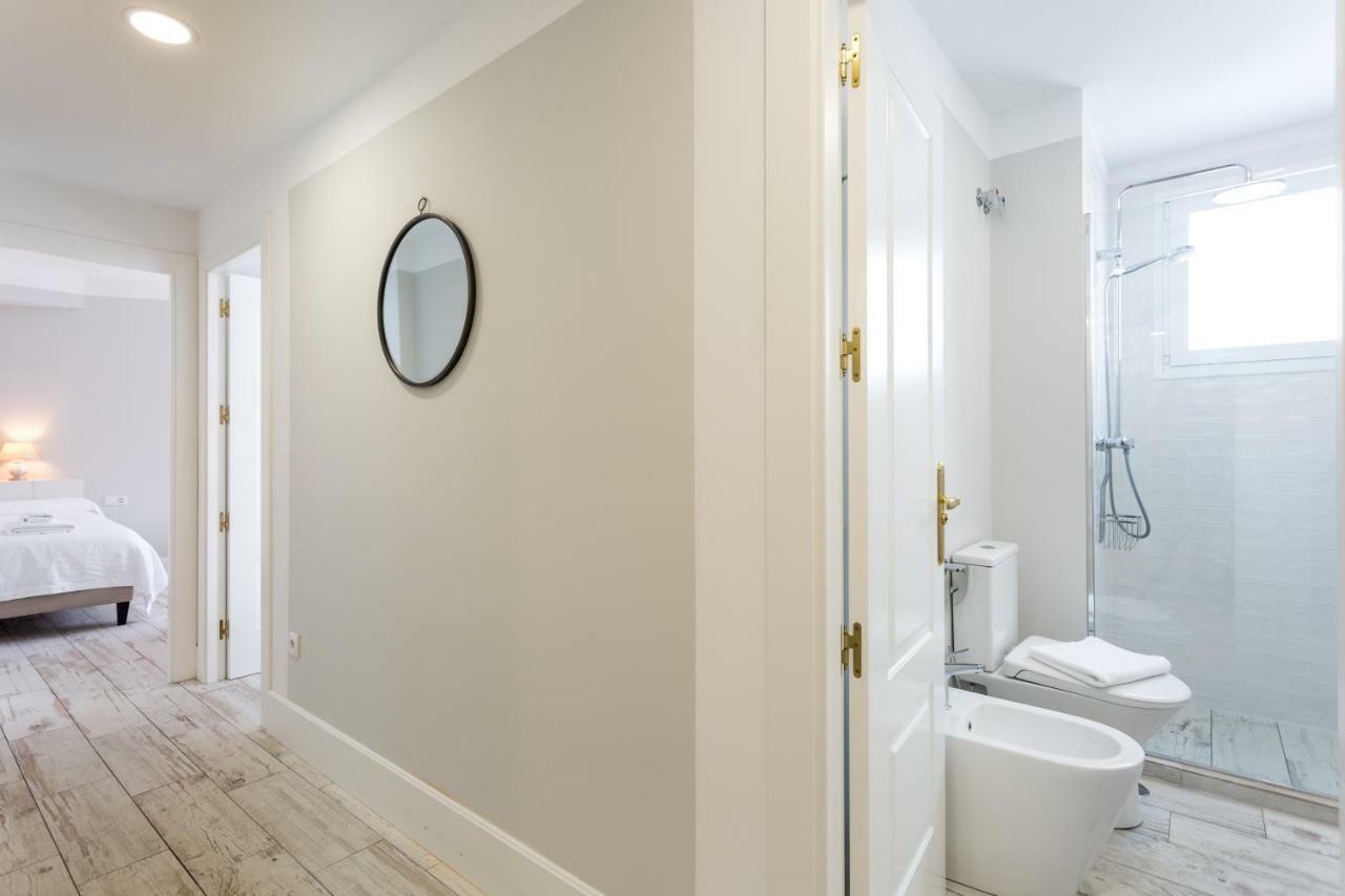 Apartamento Rg Florida Muralla Alcázar *