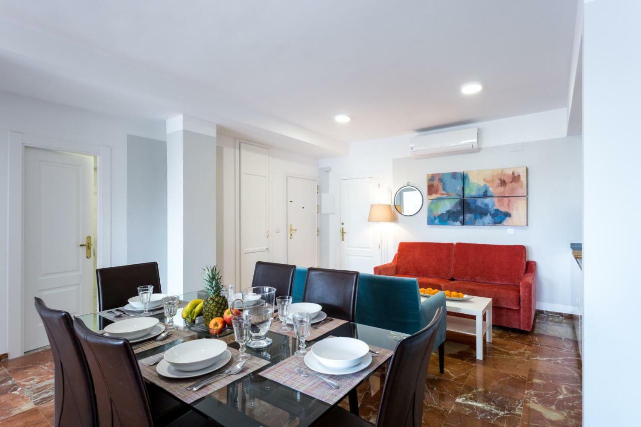 Apartamento Rg Florida Muralla Alcázar *