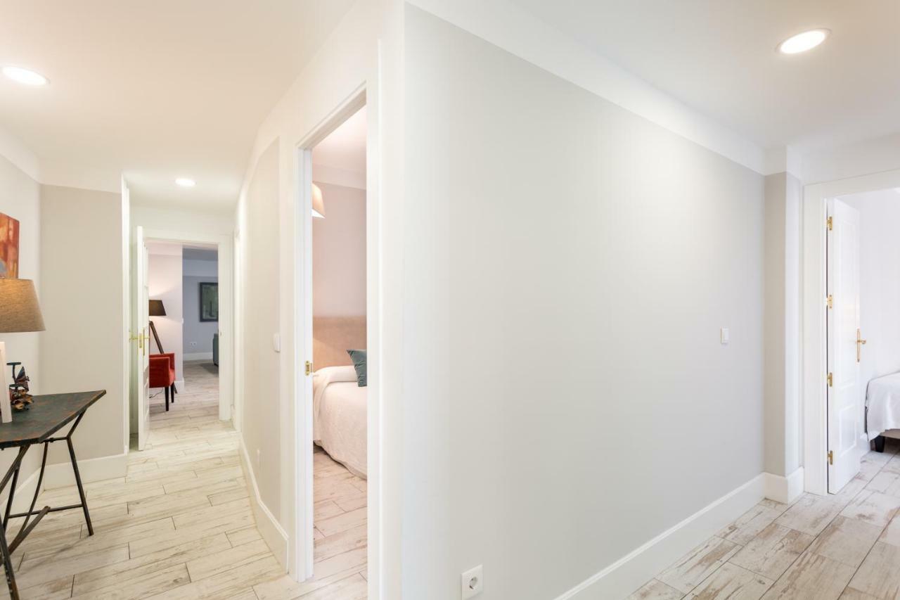 Apartamento Rg Florida Muralla Alcázar *