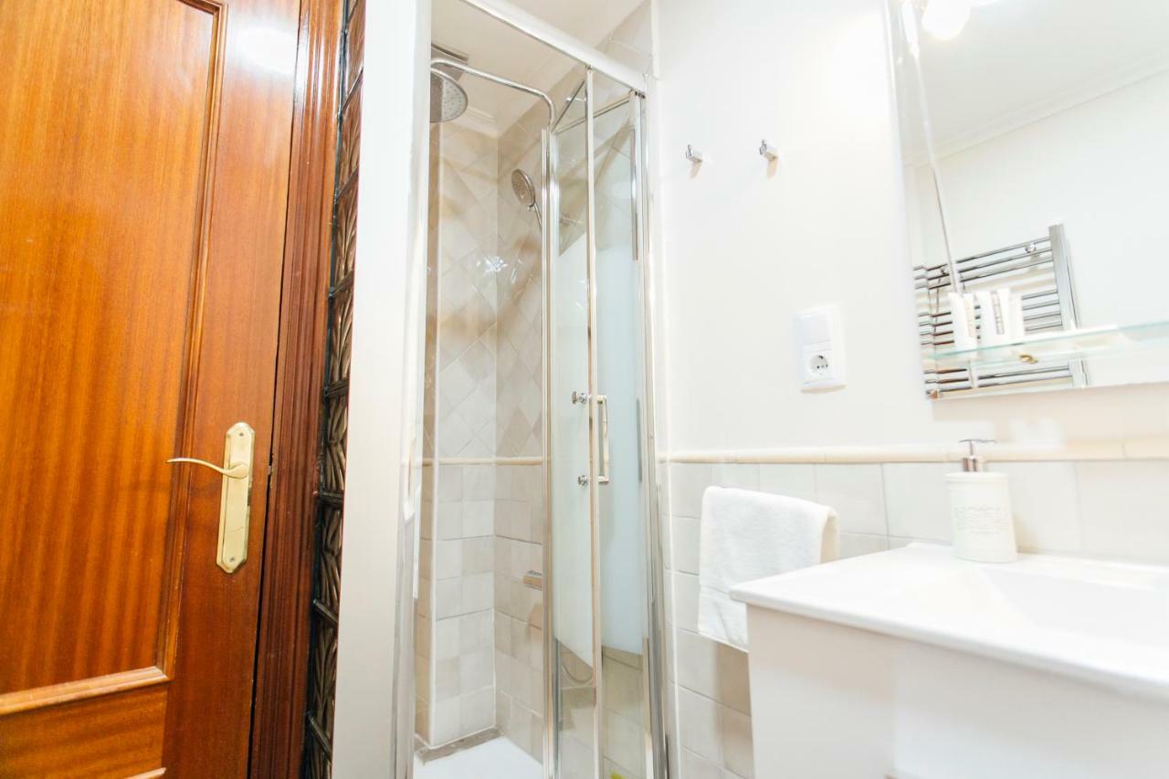 Apartamento Idilico ático En Triana-3bd+1bth
