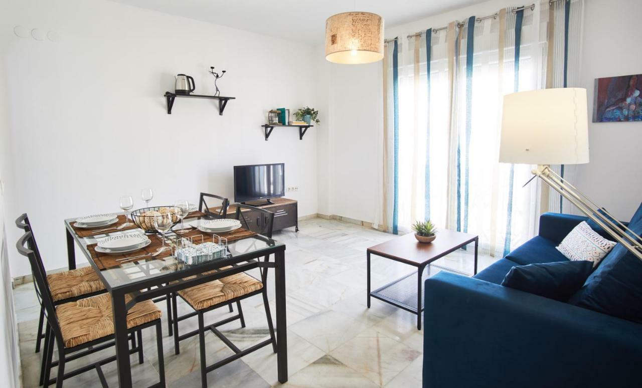 Apartment Froilan Walls By Valcambre