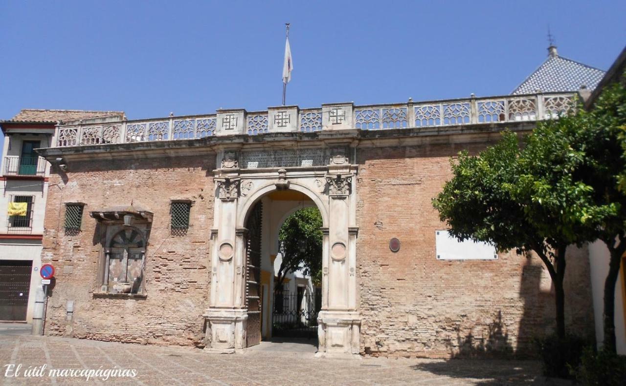 Puerta Carmona Sevilla