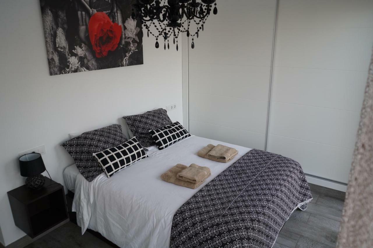 Apartamento Atico Con Terraza En Alameda De Hercules
