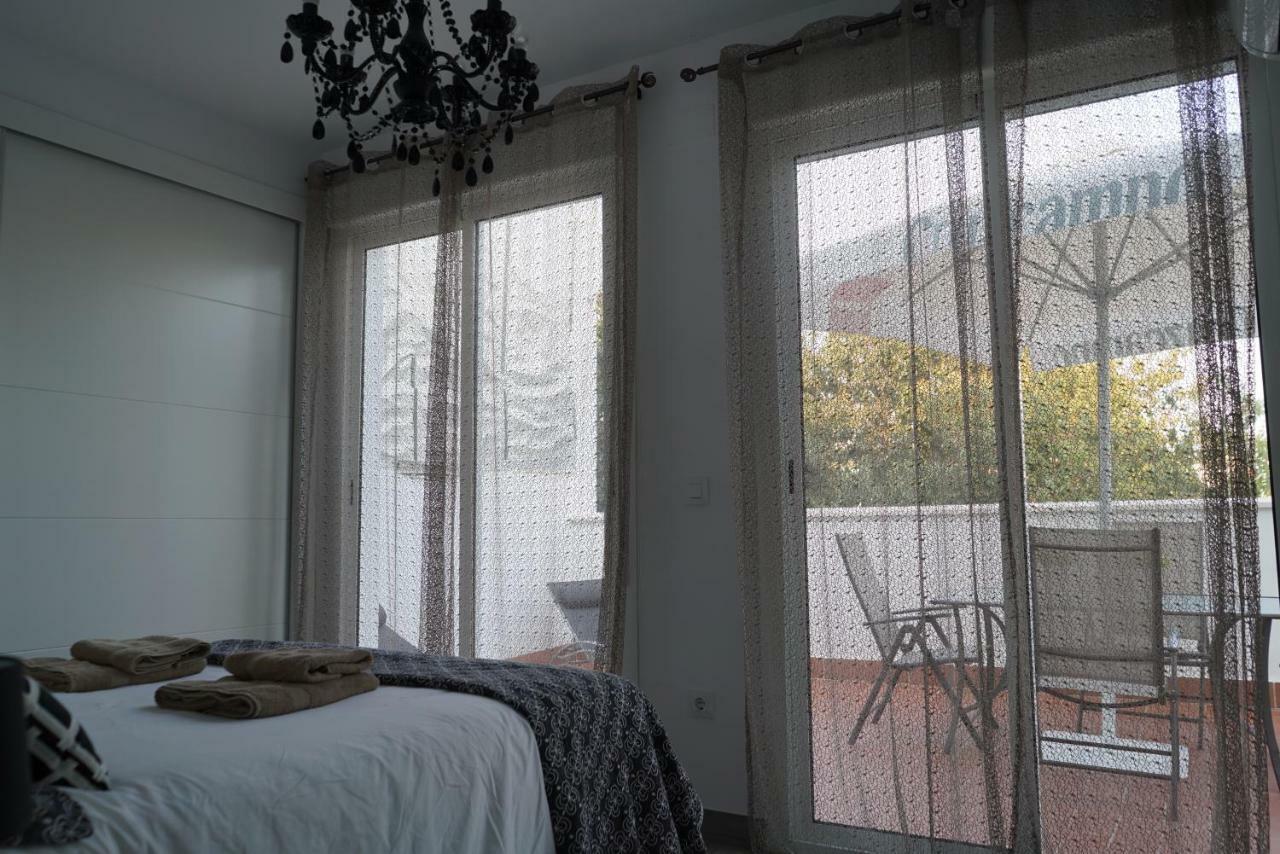 Atico Con Terraza En Alameda De Hercules *