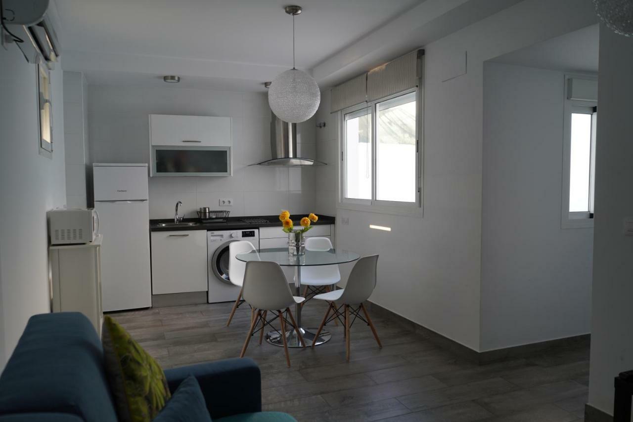 Apartamento Atico Con Terraza En Alameda De Hercules