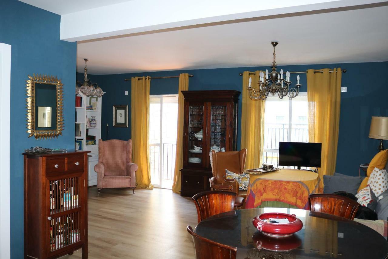 Habitación en casa particular Calle Martinez Montanes, 19 Sevilla