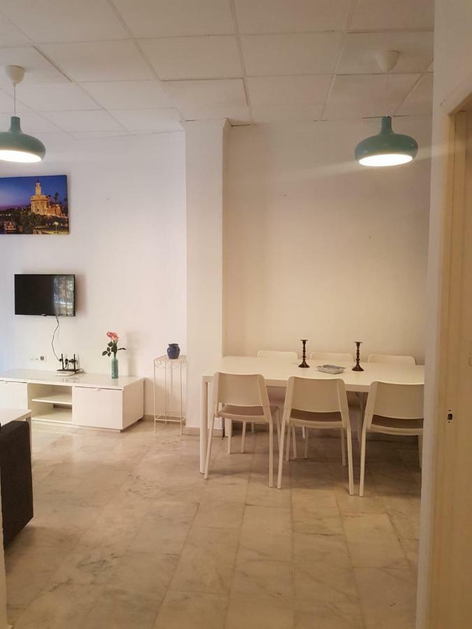 Centro Santa Rufina Sevilla