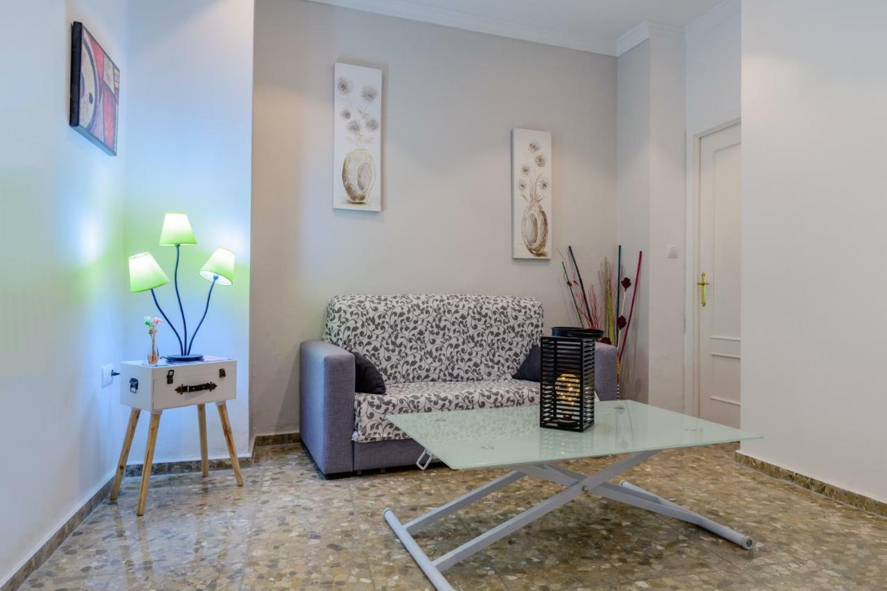 “los Naranjos” Orange. Apartment