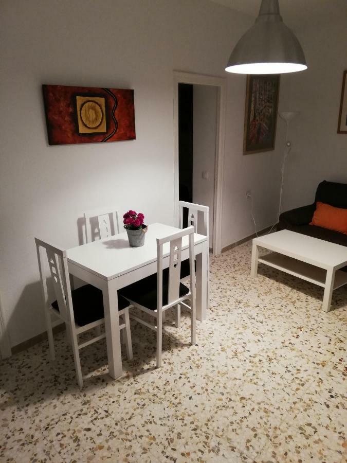 Apartamento Torrejon Apartment *