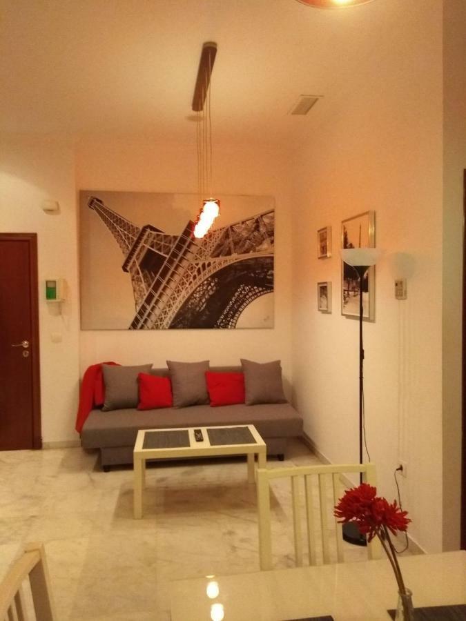 Rg Triana, Calle Castilla Con Patio Apartamento *