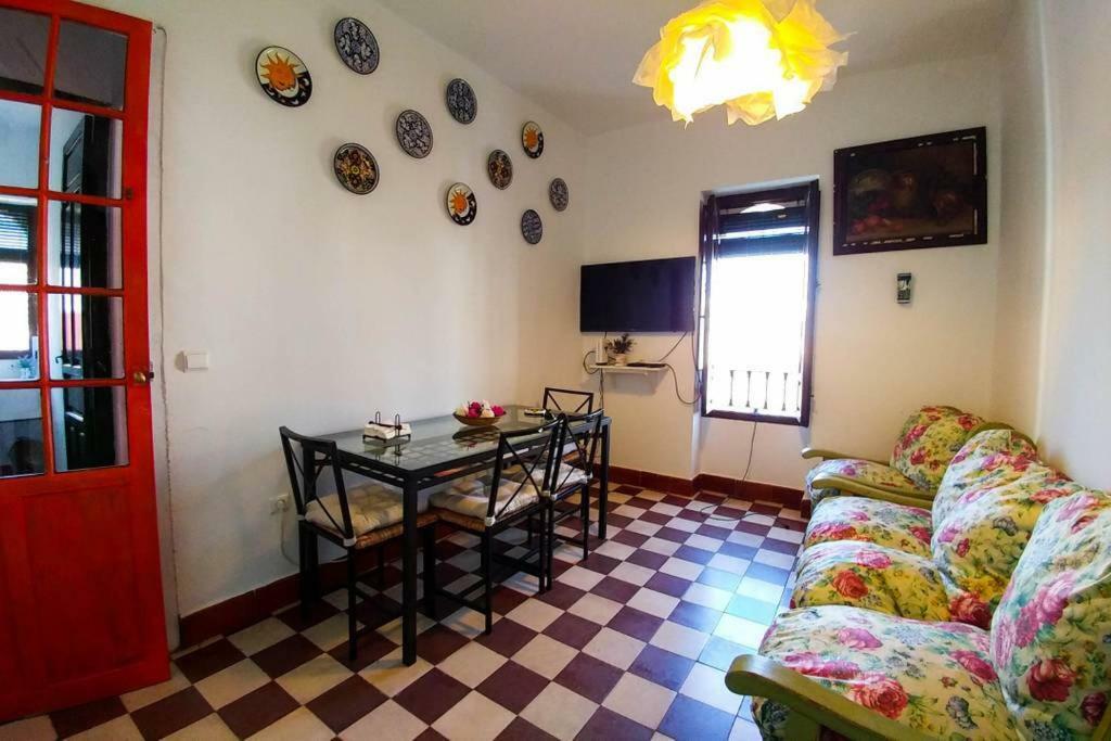 Apartamento Plaza De Doña Elvira Atico- Penthouse Next To Cathedral *