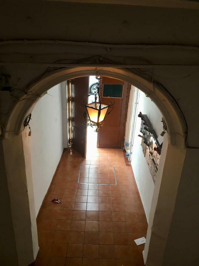 La Maestranza Pensión *