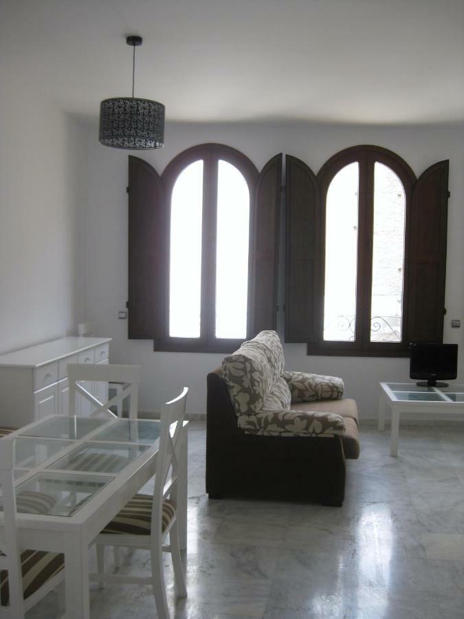 Bustos Tavera Apartamento *