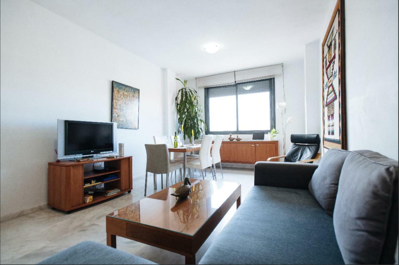 The Hostelito! Free Parking Apartamento Sevilla