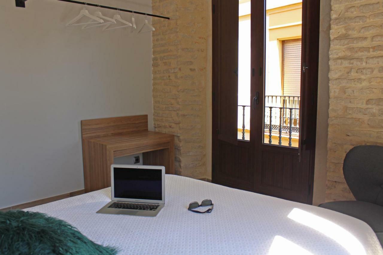 Apartment Reyes Catolicos 14 *