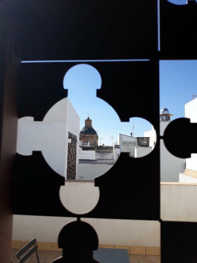 Apartamento Con Terraza En San Luis. Parking&netflix * Sevilla