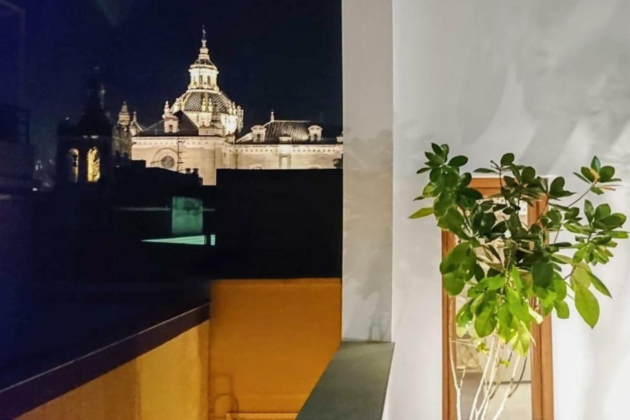 La Casa Del Lagar 10 *