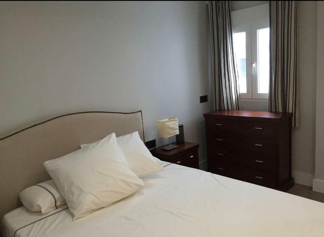 Triana, Calle Troya Apartamento *