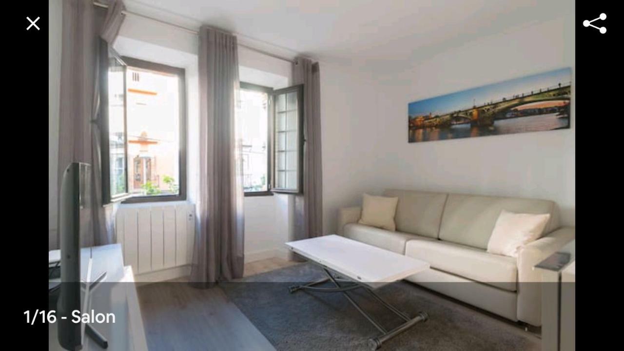13 Calle San Jacinto Sevilla