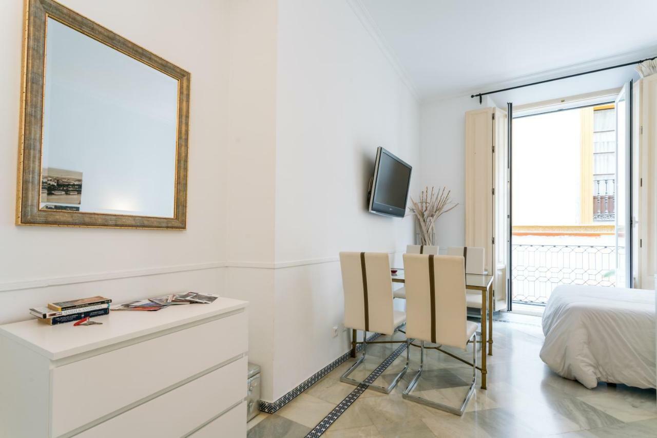 Apartamento Holidays Isbilia Centro *