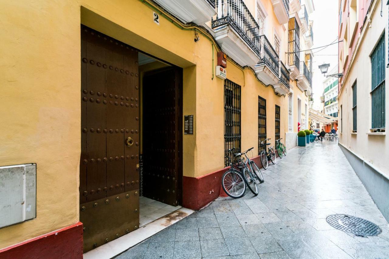 Holidays Isbilia Centro Apartamento *