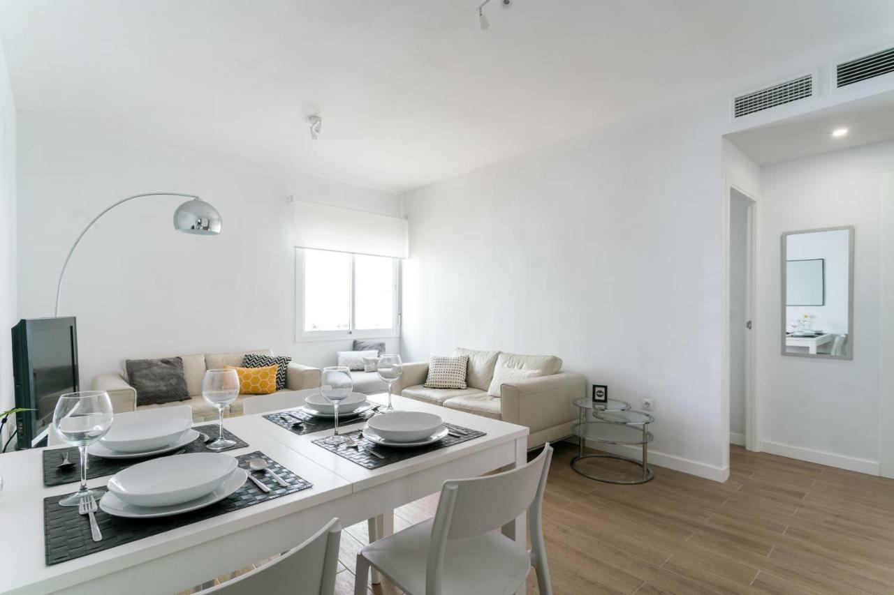 Triana 3 Bedrooms & 2 Bath Parking Included *
