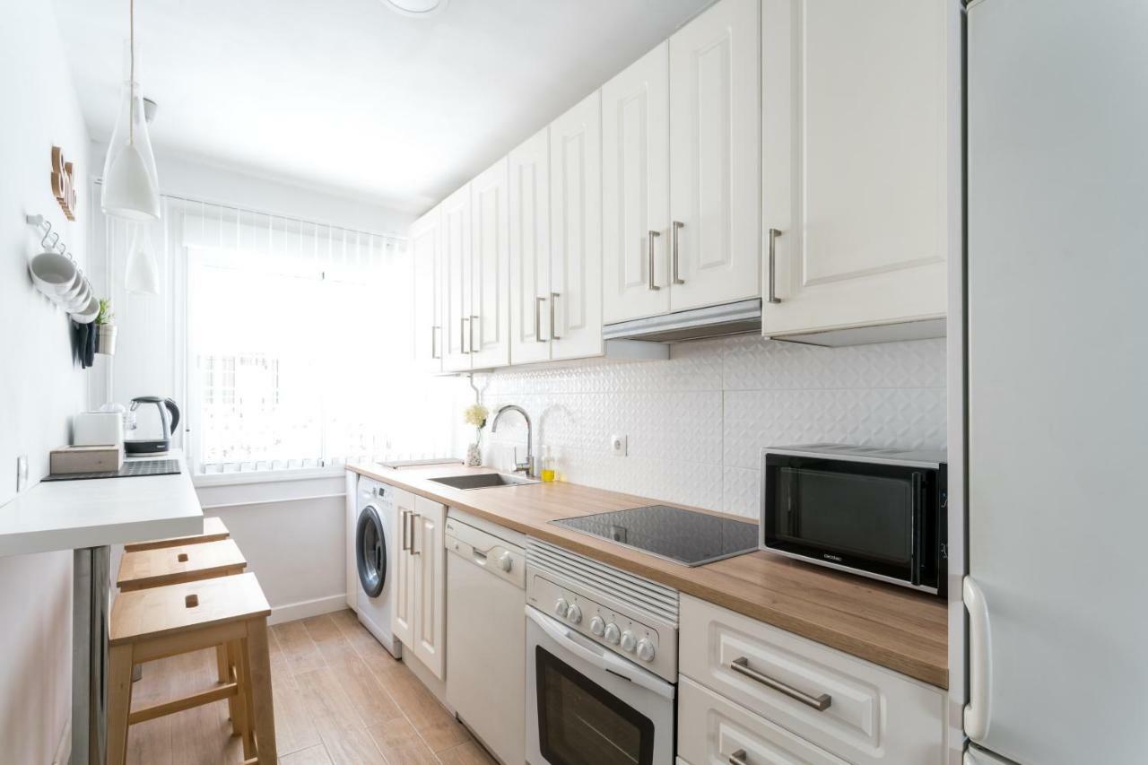 Triana 3 Bedrooms & 2 Bath Parking Included *