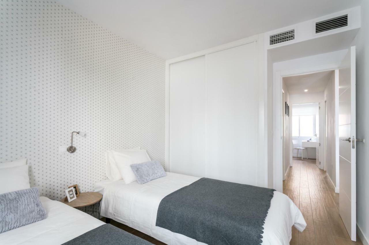 Triana 3 Bedrooms & 2 Bath Parking Included Apartment