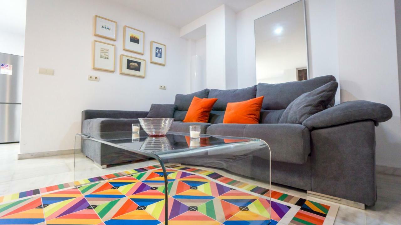 Rentalsevilla Espacioso Dúplex En La Puerta Real Sevilla
