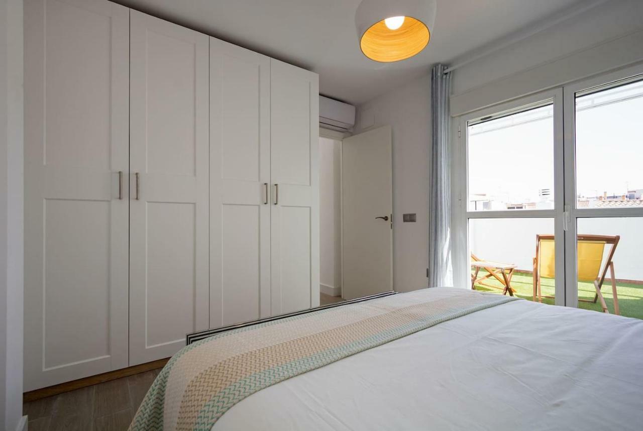 Triana Deluxe Skyview