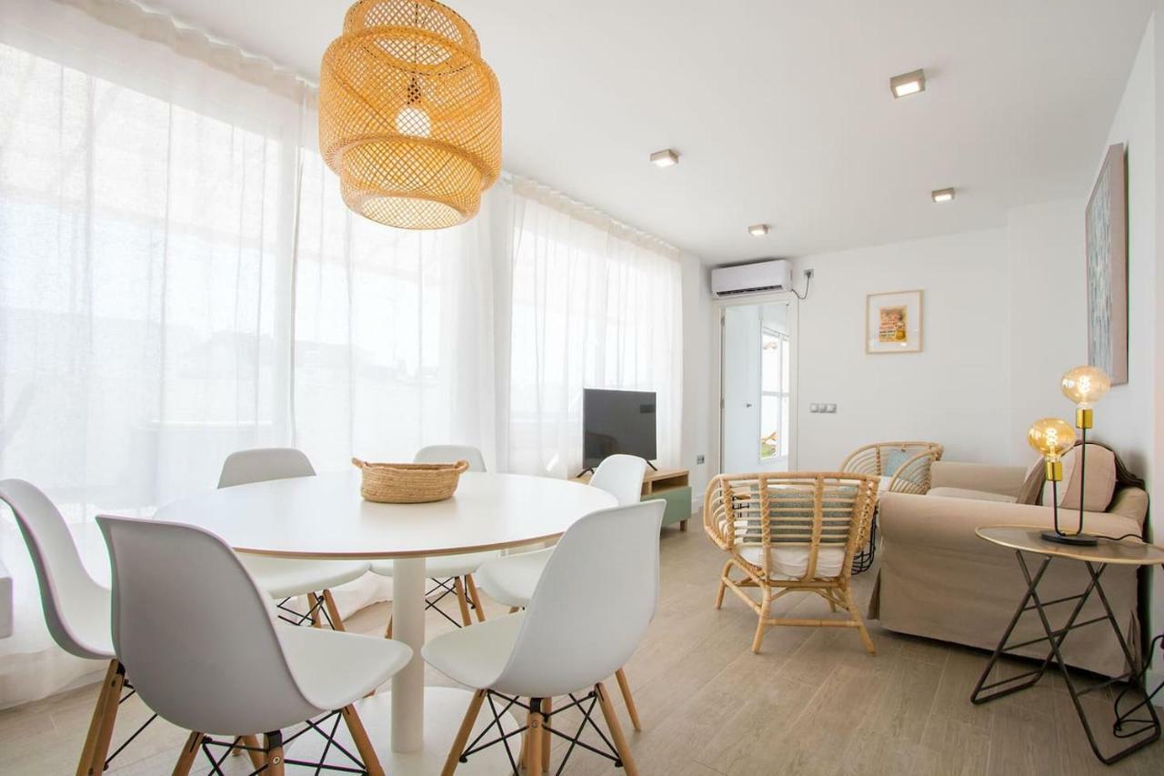 Triana Deluxe Skyview Apartamento *