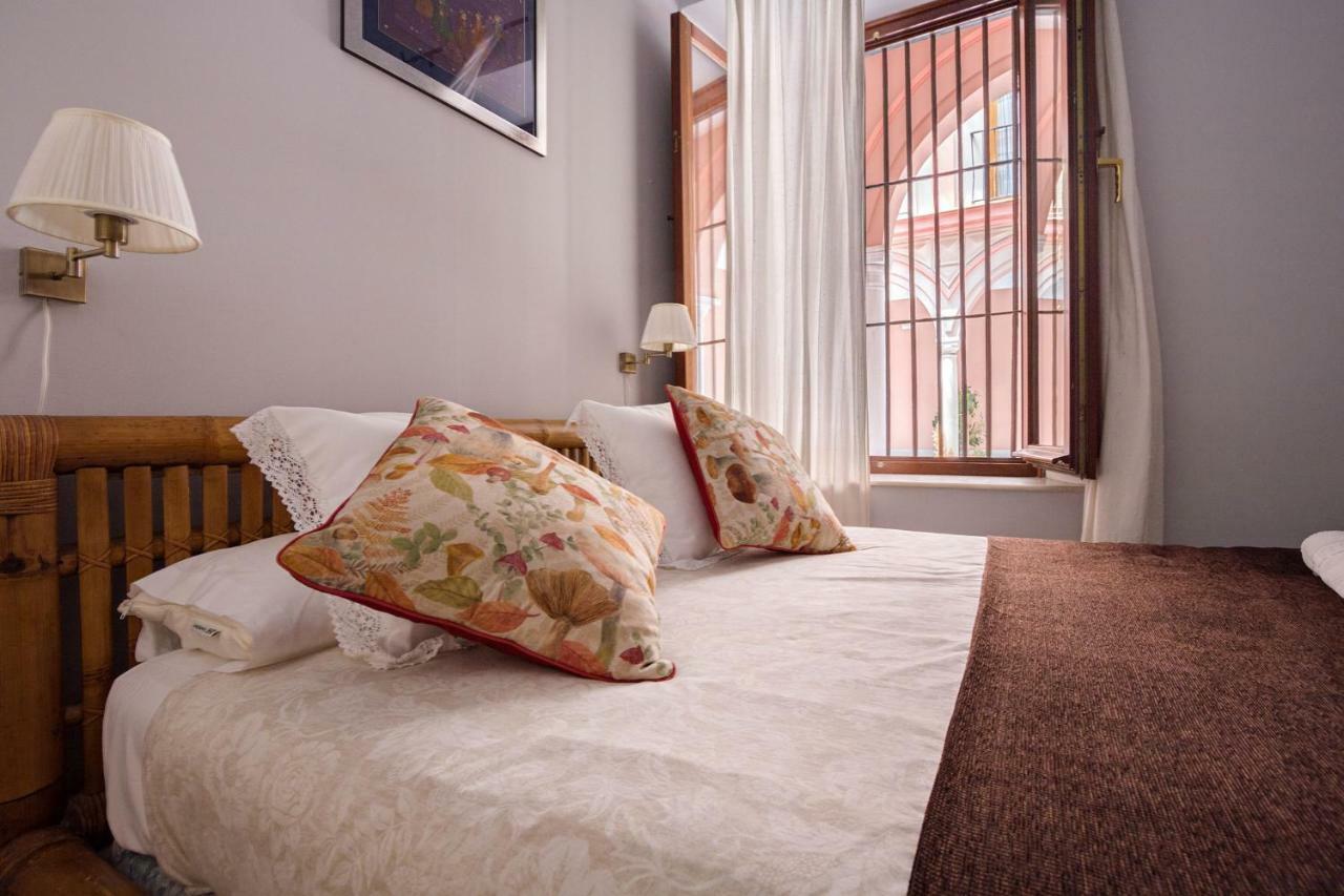 Goyeneta Central Deluxe Palace Apartment