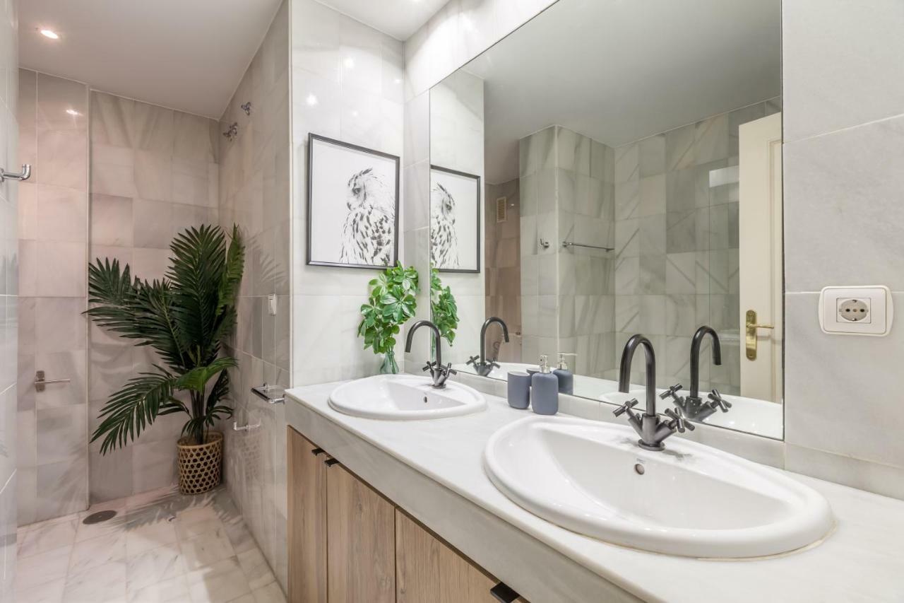 Giralda Center. Best Location. San Bernardo *