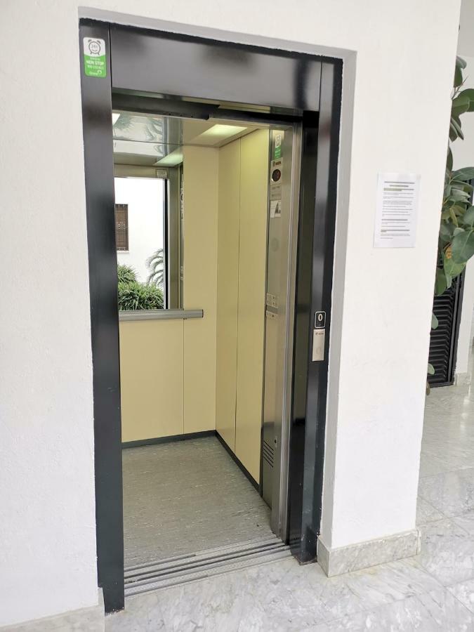 Teodosio Free Parking & Ac Apartment *