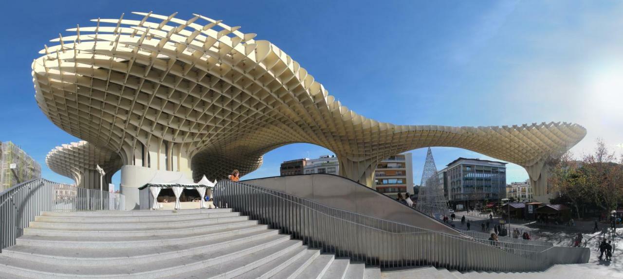 Preciosa Casa Grande Con Patio En 8pax Сasa de vacaciones Sevilla