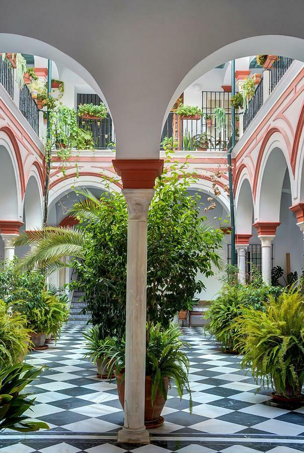 Triplex San Isidoro Seville